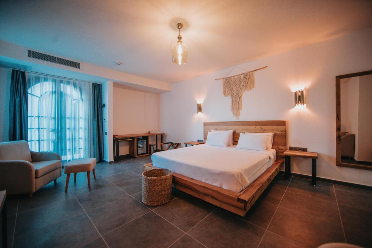 Hotel Bueyuekada Loc'Ada Adalar Esterno foto