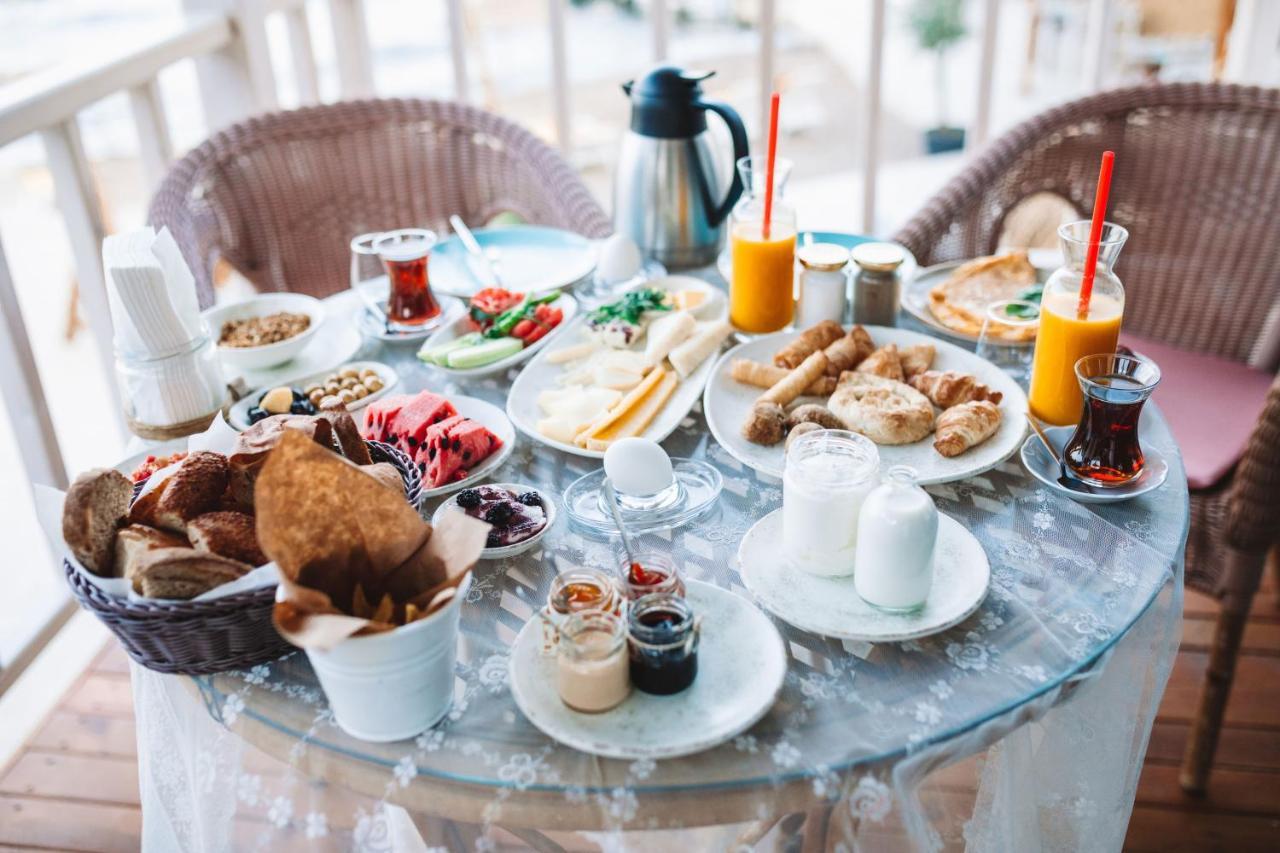 Hotel Bueyuekada Loc'Ada Adalar Esterno foto