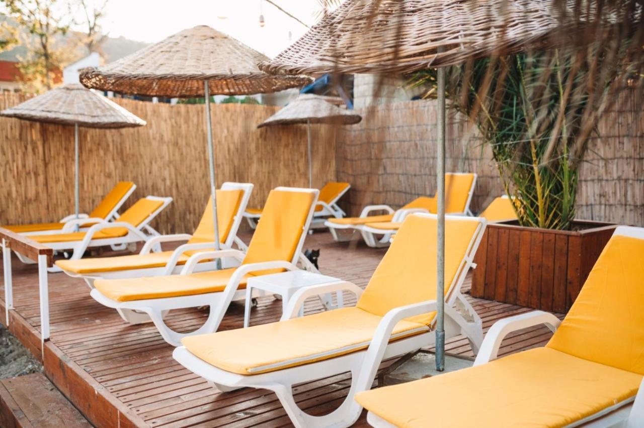 Hotel Bueyuekada Loc'Ada Adalar Esterno foto